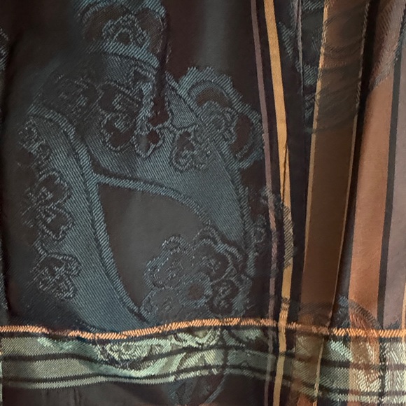 Elegant Teal Plaid Blouse - Picture 3 of 7